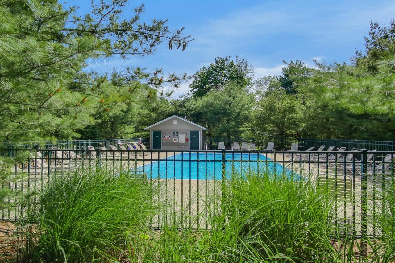 Kingfisher Cove Cabin 19 Saugatuck Exterior photo